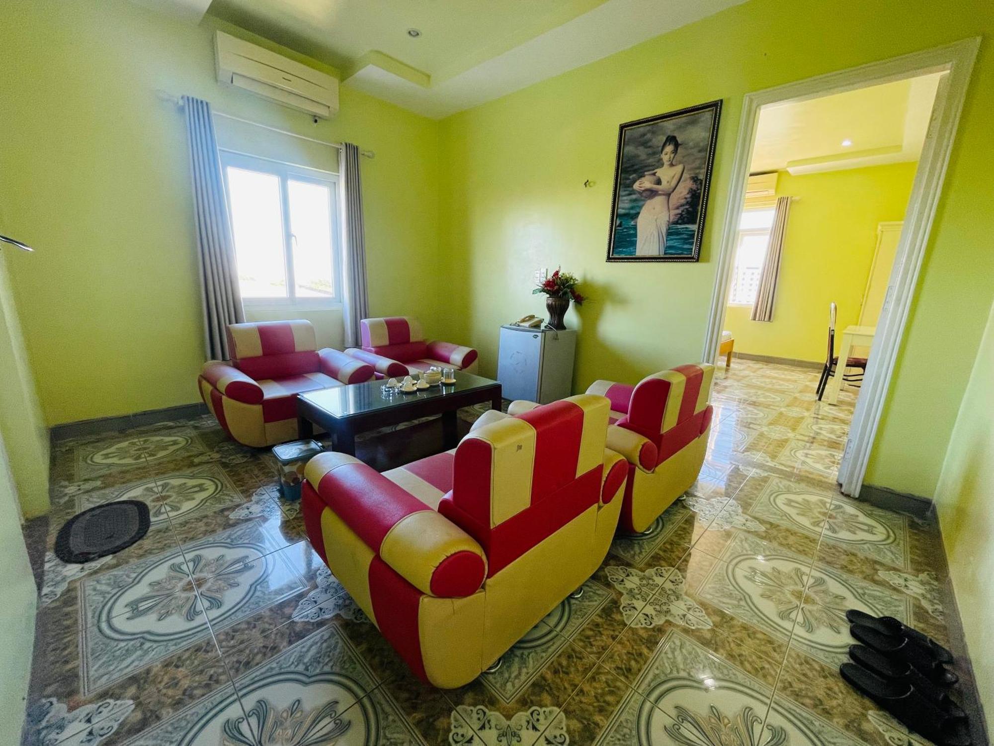 Khach San Ngoc Ly 8 Hotell Thanh Hóa Exteriör bild